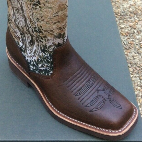 SOLD! SNAKE PROOF Chippewa 17" Snakeproof Boots 6D - Picture 2 of 8